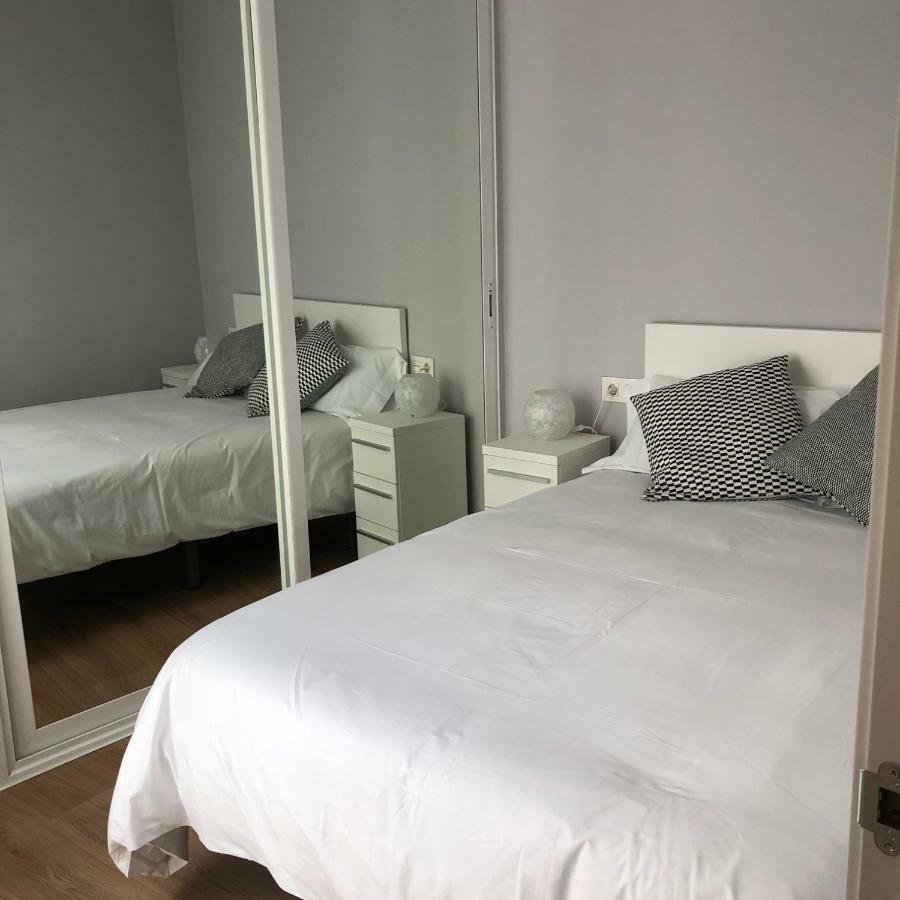Apartaments L'Ametller Cervera  Luaran gambar